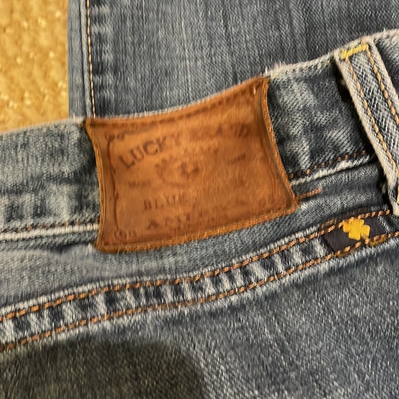 Size 38x34 Men’s Lucky Brand Jeans - Picture 13 of 14